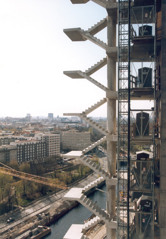 media/image/1986_DIXI_B_Potsdamer_Platz.jpg