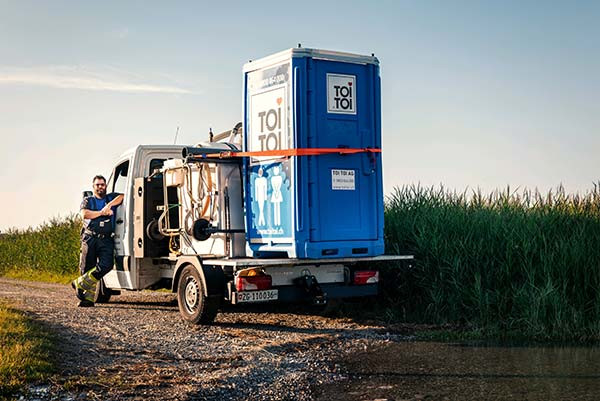 media/image/CH-Servicefahrer-Feld.jpg